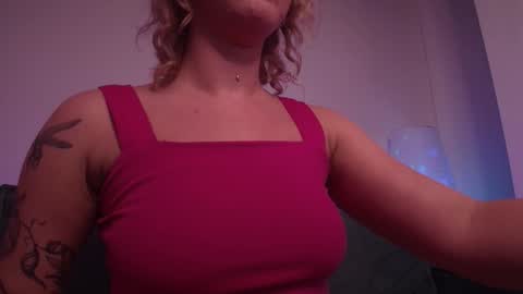 Rika online show from 02-07-25, 11:01