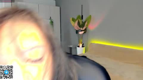 Riko Asada online show from 03-31-26, 06:36