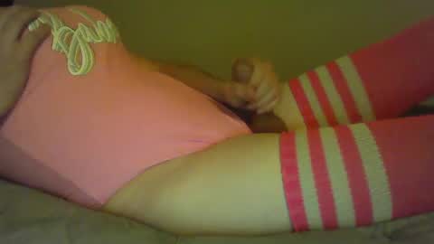 Snapshot of riley_belle98 chatting on 12-26-24, 08:39 riley_belle98 online show from 12-26-24, 08:39