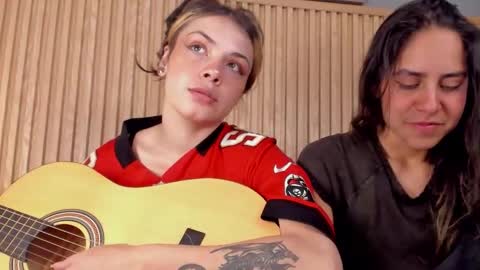 Snapshot of riley_colors chatting on 03-21-26, 08:23 Riley online show from 03-21-26, 08:23