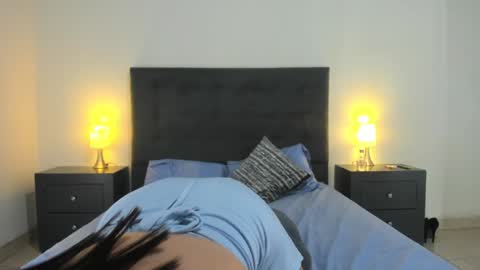 Snapshot of riley_skye_ chatting on 12-02-24, 04:31 RAILEY online show from 12-02-24, 04:31
