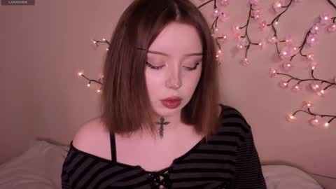 Sofia online show from 04-10-26, 08:08