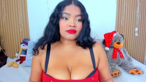 Snapshot of rileydolly chatting on 12-10-24, 03:41 RileyDolly online show from 12-10-24, 03:41