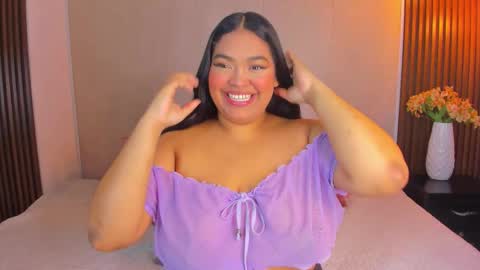 Snapshot of rileydolly chatting on 10-19-25, 03:18 RileyDolly online show from 10-19-25, 03:18