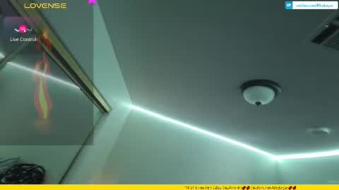 Snapshot of rileylogan chatting on 06-12-26, 07:46 Riley Logan online show from 06-12-26, 07:46