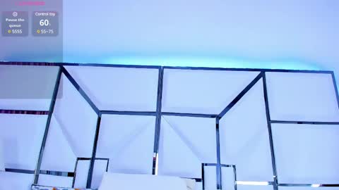 Snapshot of rileysweett chatting on 03-04-25, 11:40 Riley online show from 03-04-25, 11:40