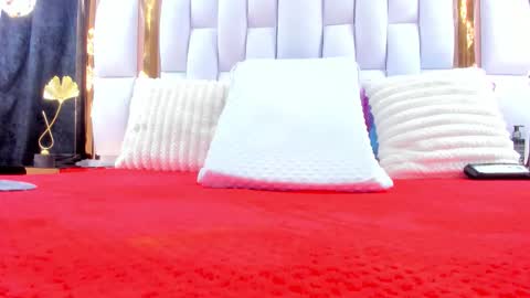 Snapshot of rileysweett chatting on 11-13-25, 11:42 Riley online show from 11-13-25, 11:42