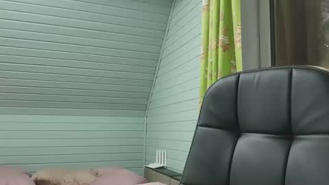 Snapshot of rimmingood chatting on 01-17-26, 07:28 rimmingood online show from 01-17-26, 07:28