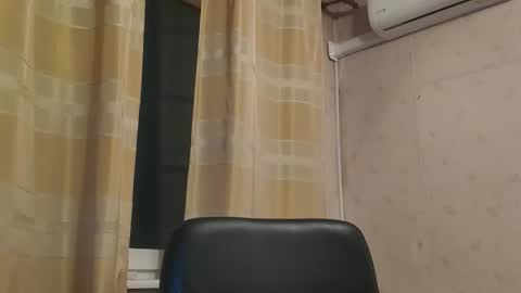 Snapshot of rimmingood chatting on 01-18-26, 04:22 rimmingood online show from 01-18-26, 04:22