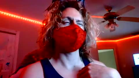 Snapshot of rimmyblondeass chatting on 06-12-26, 08:13 TheRealCatNoir online show from 06-12-26, 08:13