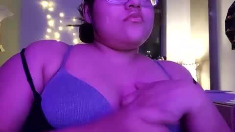 Snapshot of rina2329 chatting on 03-06-25, 05:57 RIna online show from 03-06-25, 05:57