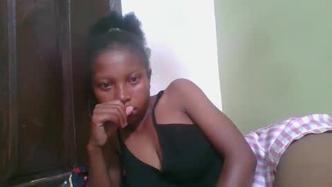 Snapshot of rinah654271 chatting on 02-04-26, 06:52 rinah654271 online show from 02-04-26, 06:52