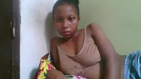 Snapshot of rinah654271 chatting on 03-04-26, 07:36 rinah654271 online show from 03-04-26, 07:36