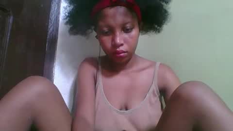 Snapshot of rinah654271 chatting on 03-11-26, 06:25 rinah654271 online show from 03-11-26, 06:25