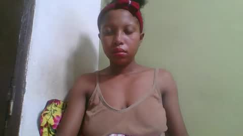 Snapshot of rinah654271 chatting on 03-16-26, 07:12 rinah654271 online show from 03-16-26, 07:12