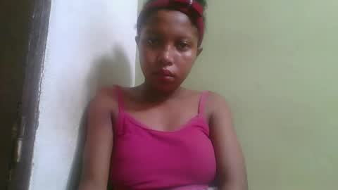 Snapshot of rinah654271 chatting on 03-24-26, 04:12 rinah654271 online show from 03-24-26, 04:12