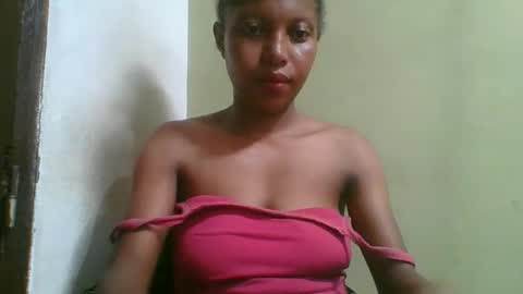 Snapshot of rinah654271 chatting on 04-12-26, 03:50 rinah654271 online show from 04-12-26, 03:50