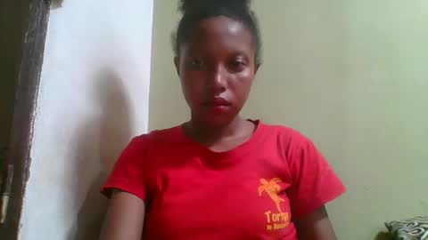 Snapshot of rinah654271 chatting on 04-13-26, 03:56 rinah654271 online show from 04-13-26, 03:56