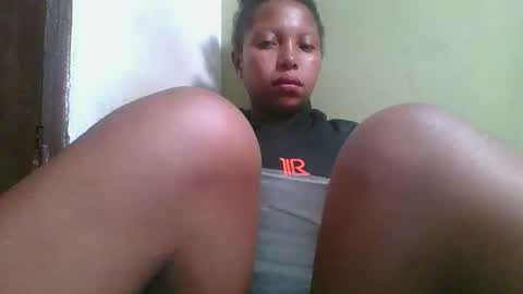 Snapshot of rinah654271 chatting on 04-15-26, 02:35 rinah654271 online show from 04-15-26, 02:35