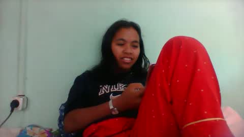 Snapshot of rinah856024 chatting on 10-26-25, 06:36 rinah856024 online show from 10-26-25, 06:36