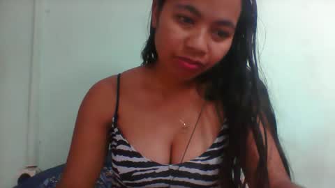 Snapshot of rinah856024 chatting on 10-28-25, 07:16 rinah856024 online show from 10-28-25, 07:16
