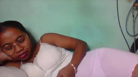 Snapshot of rinah856024 chatting on 05-07-26, 09:14 rinah856024 online show from 05-07-26, 09:14