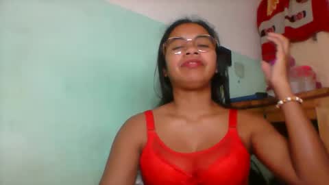 Snapshot of rinah856024 chatting on 05-31-26, 06:09 rinah856024 online show from 05-31-26, 06:09