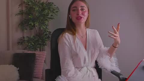 Rina online show from 05-31-26, 10:55