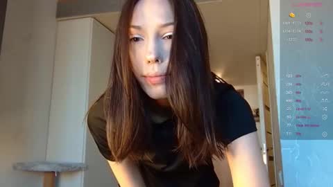 Rina online show from 09-26-25, 11:47