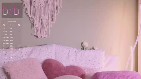 Rina online show from 10-14-25, 06:58