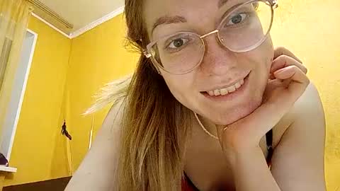 Snapshot of rinettawilss chatting on 01-10-25, 12:49 RinettaWilss online show from 01-10-25, 12:49