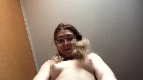 Snapshot of rinettawilss chatting on 02-26-25, 02:03 RinettaWilss online show from 02-26-25, 02:03
