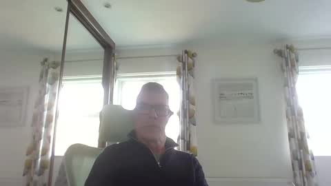 Snapshot of ringomar chatting on 09-24-25, 02:31 Rob online show from 09-24-25, 02:31