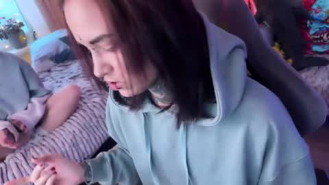   DianaBrite            fansl y online show from 11-01-25, 01:24