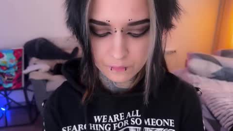   DianaBrite            fansl y online show from 02-21-26, 01:12