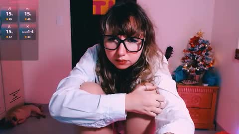 Snapshot of riri_rich chatting on 12-18-25, 05:35 Rita online show from 12-18-25, 05:35