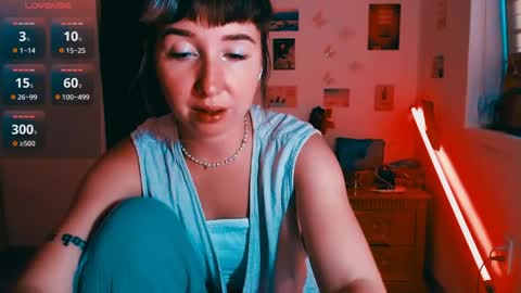 Snapshot of riri_rich chatting on 05-03-26, 04:40 Rita online show from 05-03-26, 04:40