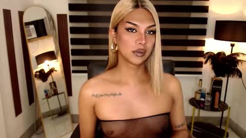 riri online show from 01-06-25, 01:30