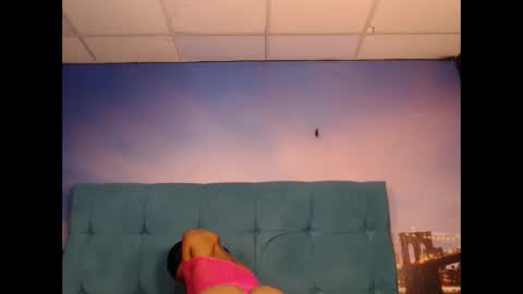 rirriscerchar online show from 10-07-25, 11:02