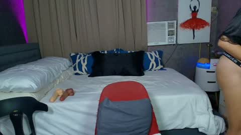 Snapshot of risque_asiancassandra chatting on 07-15-26, 09:47 Miss Cassie online show from 07-15-26, 09:47
