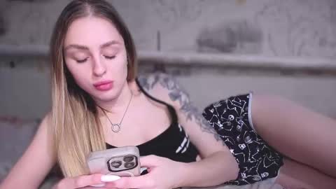 Snapshot of rita_orra chatting on 03-12-25, 01:30 Rita online show from 03-12-25, 01:30