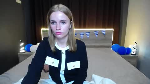 Snapshot of ritakiskis chatting on 09-24-25, 07:17 ritakiskis online show from 09-24-25, 07:17
