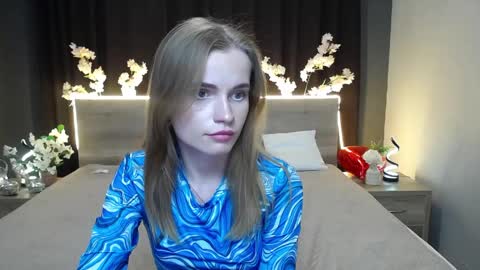 Snapshot of ritakiskis chatting on 04-15-26, 06:37 ritakiskis online show from 04-15-26, 06:37