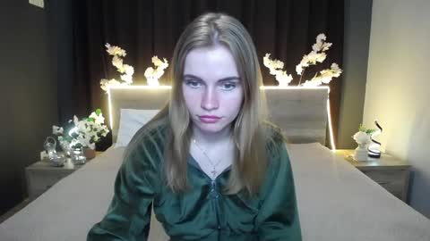 Snapshot of ritakiskis chatting on 04-17-26, 06:44 ritakiskis online show from 04-17-26, 06:44