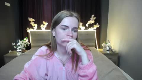 Snapshot of ritakiskis chatting on 04-21-26, 03:02 ritakiskis online show from 04-21-26, 03:02