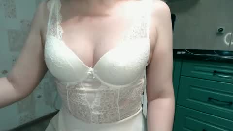 Snapshot of ritarita111 chatting on 12-04-24, 12:03 Rita online show from 12-04-24, 12:03