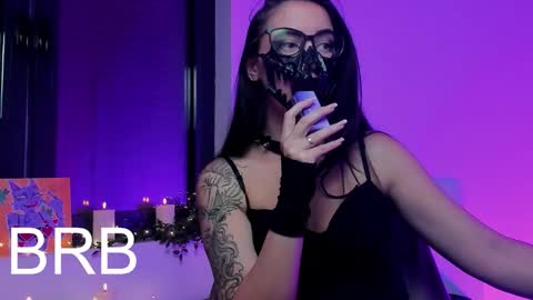 Snapshot of ritasunset chatting on 11-05-25, 10:04 Miss Rita online show from 11-05-25, 10:04