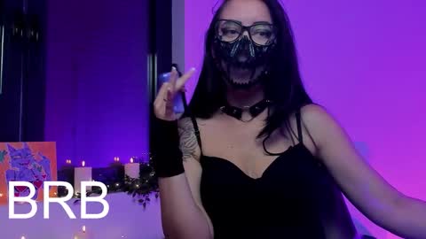 Snapshot of ritasunset chatting on 11-14-25, 11:53 Miss Rita online show from 11-14-25, 11:53