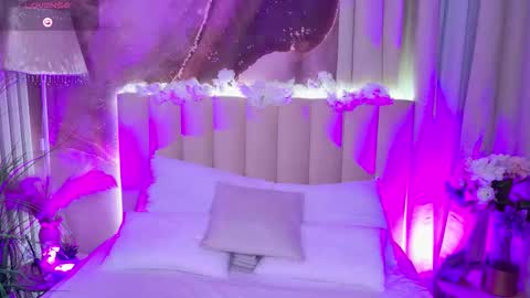 Snapshot of ritaverginia chatting on 09-10-25, 06:13 Sweet Rita Verginia online show from 09-10-25, 06:13