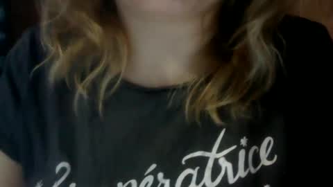 Snapshot of riveramaureen chatting on 01-13-25, 08:05 RiveraMaureen online show from 01-13-25, 08:05